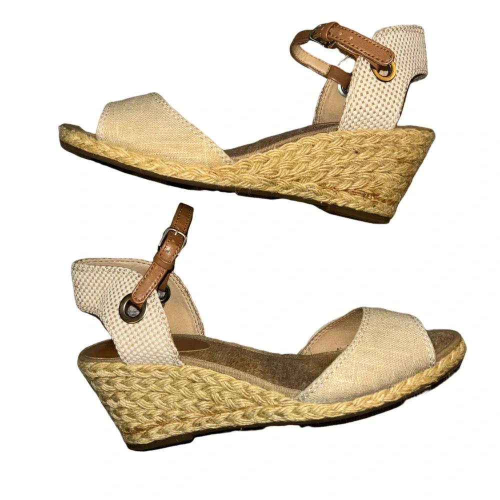 Lucky Brand Kyndra Wedge Sandal Size 9.5